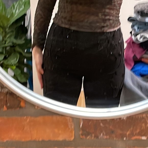 Black pants with fancy pearls - Picture 11 of 16